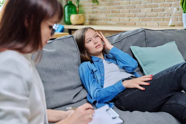 Sad Young 20S Woman Meeting Female Psychologist Therapist Counselor Sitting — Stock Photo, Image