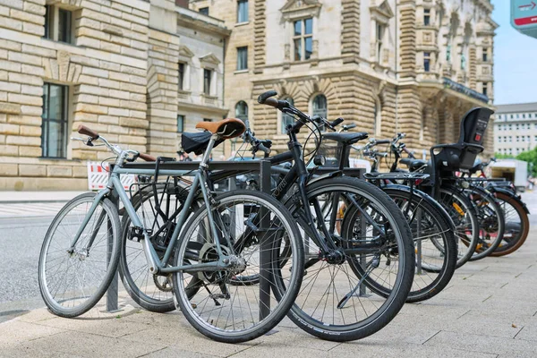Hambourg Allemagne 2023 Hambourg Rues Piétons Architecture Routes Transports Vélos — Photo