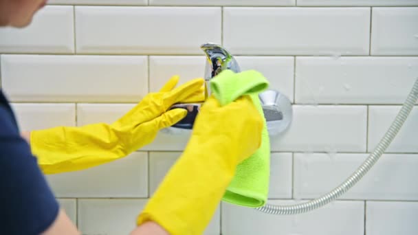 Woman Cleaning Bathroom Washing Faucet Tile Detergent Spray Professional Rag — Stock Video