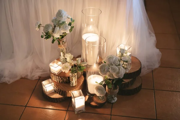 Lighted Candles Placed Wooden Logs Natural Romantic Wedding Ceremony Decoration — Stock Photo, Image
