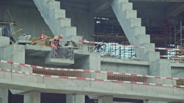 Skilled Workers Job Concrete Tribunes Contemporary Sports Arena Construction Site — Vídeos de Stock