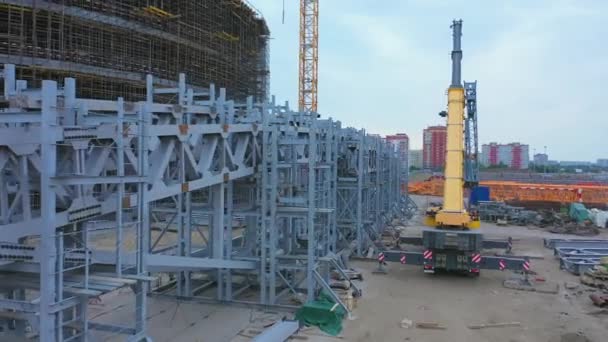 Huge Metal Carcass Details Crane Contemporary Stadium Construction Site Aerial — Stock videók