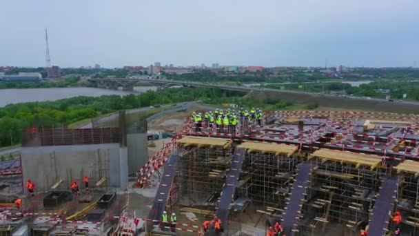 Engineers Inspectors Group Stand Roof Future Sports Stadium Construction Site — Wideo stockowe