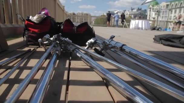 Metal Pipes Adjusting Light Reflector Film Making Street Filming Crew — Stockvideo