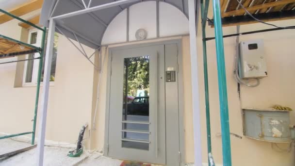 Metal Glass Door Intercom Renovated Building Entrance Street Security Technology — Stock Video