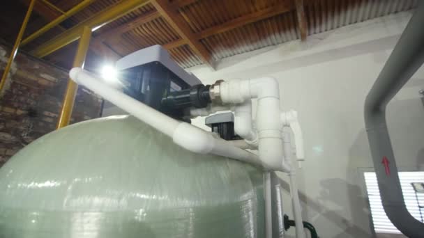 生産研修会の内部チャンバーの排水処理システム 植物の排水を浄化するための油圧システム — ストック動画