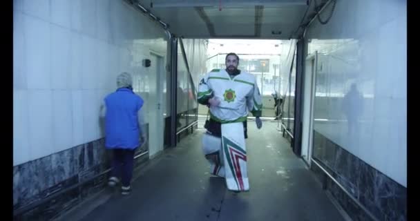 Almaty Kazakhstan Juillet 2023 Gardien Hockey Marchant Vers Les Vestiaires — Video