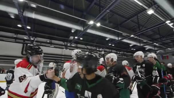 Almaty Kazakhstan May 2023 Хокеїсти Вітають Протилежні Команди Ковзанах Спортсмени — стокове відео