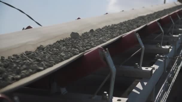 Crushed Granite Ore Transported Conveyor Mining Quarry Closeup Automated Equipment — Stock Video