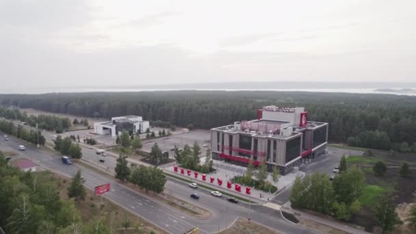 Almaty Kazakhstan Αυγουστου 2023 Σύγχρονη Δομή Του Κτιρίου Γραφείων Εντυπωσιάζει — Αρχείο Βίντεο