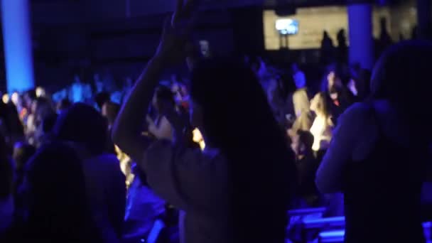 Almaty Kazakhstan November 2023 Young Woman Enjoys Favourite Song Dancing — Vídeo de Stock