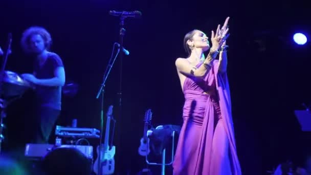 Almaty Kazakhstan November 2023 Attractive Lady Dances Stage Guitarist Concert — Video