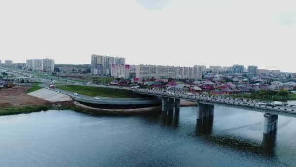 City Bridge Connects Different Parts Bustling Town Bridge Structure Offers — Stock Video