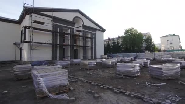 Stavební Materiály Připravené Staveništi Paláce Kultury Renovace Starého Veřejného Zábavního — Stock video
