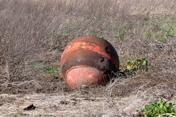 Металлический буй времён Второй мировой войны смыло водой 