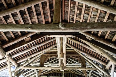 Ahşap çatı manzarası