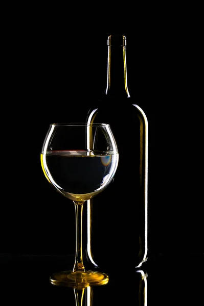 Sklenice Víno Izolovaných Černém — Stock fotografie