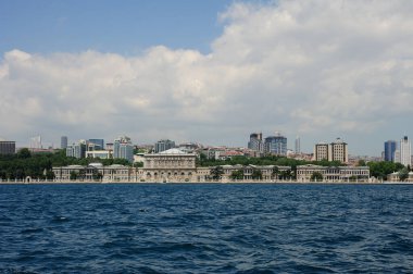 Anadolu bölümünden dolmabahce saray görünümü
