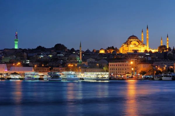 Istanbul Vista Del Pavo Atardecer Durante Bulehours Suleymaniye Noche Azul — Foto de Stock