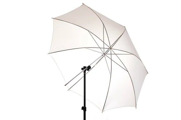 白い背景に白い傘 — ストック写真