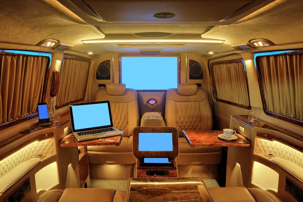 Interior Carro Particular Luxo Com Bancos Couro Encosto — Fotografia de Stock