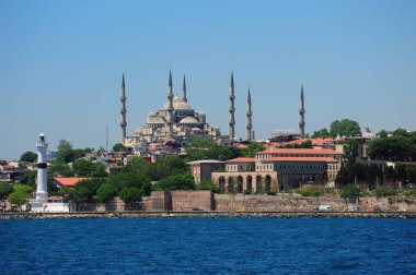 Denizden tarihi Sultan Ahmet Camii manzarası, İstanbul