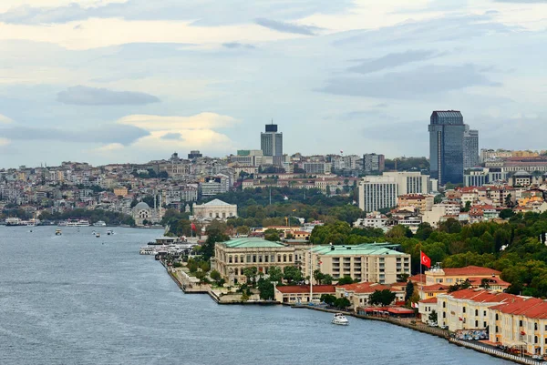 Палац Сіраган Стамбул Дивляться Повітря — стокове фото