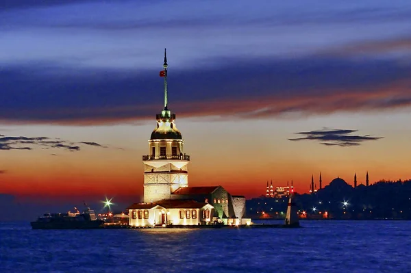 Istanbul Turquia Vista Torre Donzela Aith Céu Mágico Noite — Fotografia de Stock