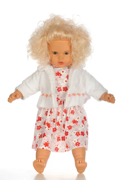 Eine Puppe Weißen Kleid Mit Roten Tupfen Auf Weißem Hintergrund — Stockfoto