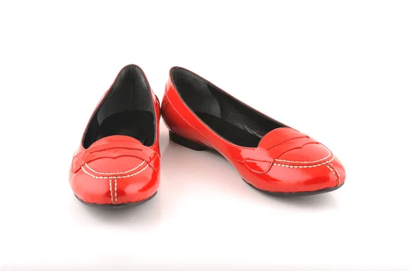 Beyaz Arka Planda Izole Edilmiş Bir Çift Kırmızı Kadın Ayakkabısı — Stok fotoğraf