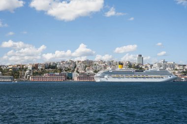 cruise gemi istanbul limanında