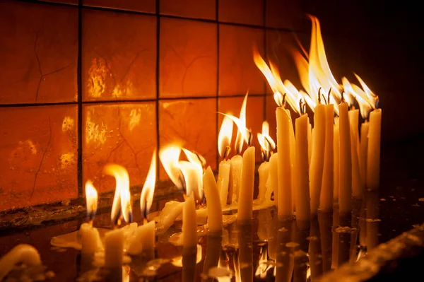 Hořící Svíčky Kostele — Stock fotografie