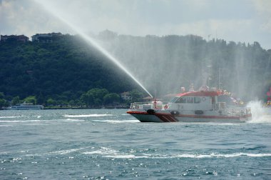 Her yıl 4 Temmuz 'da İstanbul' da düzenlenen Cabotage Festivali 'nde tekneler gösteriliyor