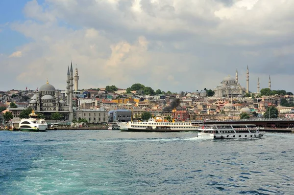 Ιστορική Χερσόνησος Στην Κωνσταντινούπολη Από Γέφυρα Galata — Φωτογραφία Αρχείου