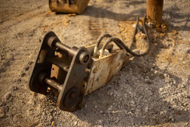 Johnson City, Tennessee, ABD 2024-04-07 Downtown: İnşaat: İnşaat ekipmanı bileşenleri.