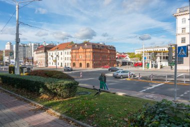 Minsk, Belarus. 15 Ekim 2023. Minsk 'in merkezindeki Val caddesinin manzarası