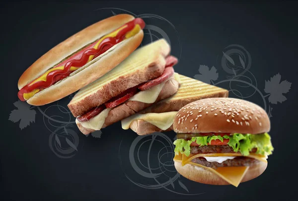 烤面包 汉堡和香肠沙维奇在黑色背景 — 图库照片