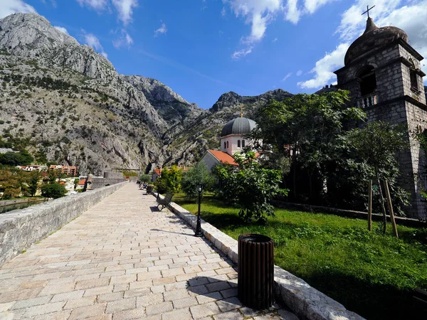 Kotor Jest Jednym Najlepiej Zachowanych Redniowiecznych Miast Poudniowo Wschodniej Europie — Fotografia de Stock
