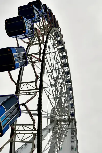 Observation Wheel Also Known Ferris Wheel Great Attraction Tourists Huge — Stock Photo, Image