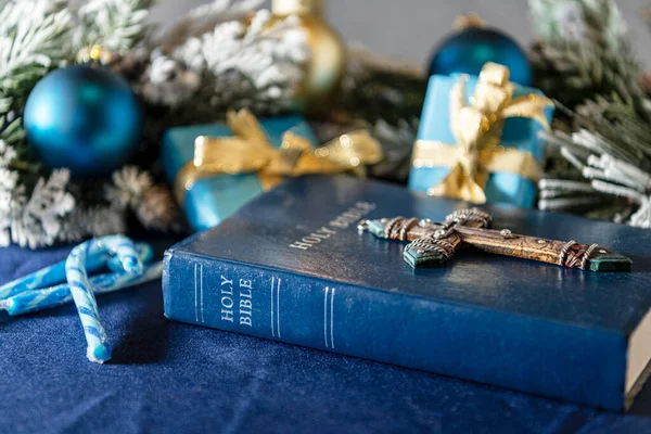 Isolated Blue Bible Blue Blue Candy Canes Blue Presents Christmas — Stock Photo, Image