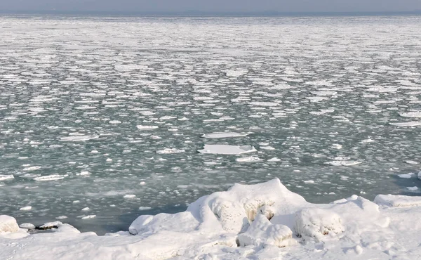 Лед Плавающий Берега Холодной Зимой 2010 Года Черное Море — стоковое фото