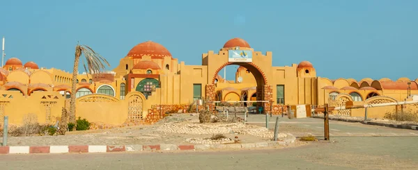 Egito Marsa Alam Fevereiro 2019 Grandes Arcos Parede Interior Entrada — Fotografia de Stock