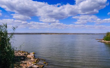 Yalpug Gölü, Ukrayna 'da Huzurlu Doğal Manzara