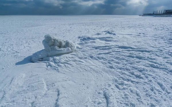Mar Negro Congelado Pedaços Blocos Gelo Marinho Balançando Água Perto — Fotografia de Stock