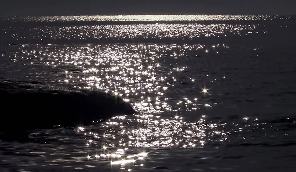 Resplandor Del Sol Agua Manchas Solares Mar Negro — Foto de Stock
