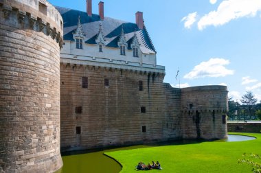 FRANSA, NANTES - 12 Eylül 2017: Brittany Dükü Şatosu ya da Kale Kalesi