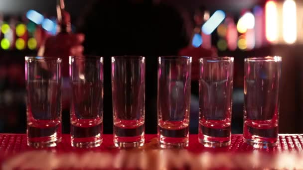 Las Bebidas Preparadas Están Bar Listas Para Ser Consumidas Preparación — Vídeos de Stock
