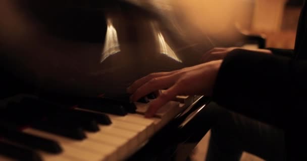 Des Mains Masculines Jouant Piano Piano Professionnel Gros Plan — Video