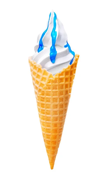 Вафельный Конус Белым Мороженым Голубой Топппинг Изолированы Белом Фоне Клипинг — стоковое фото