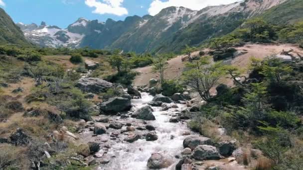 Река Водопад Лагуна Эсмеральда Летний Сезон Ушуае — стоковое видео